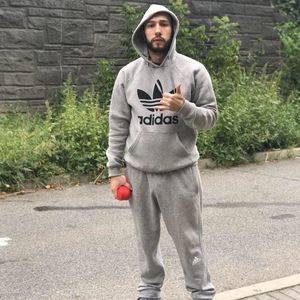 Meet your Posher, Eric